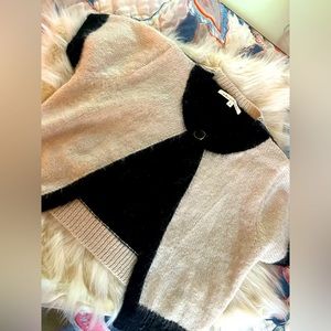 Women’s Sweater